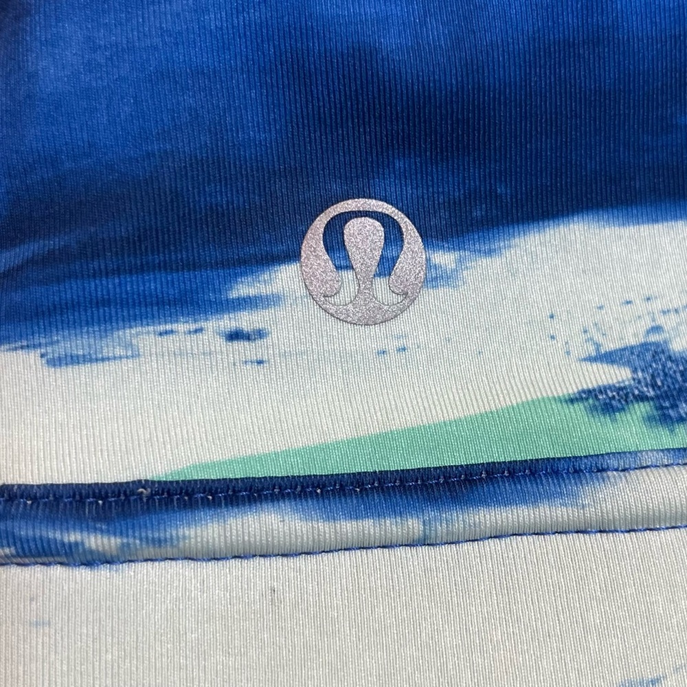 lululemon size 6 All Sports Bra Adjustable Harbor Naval Blue - Picture 2 of 6